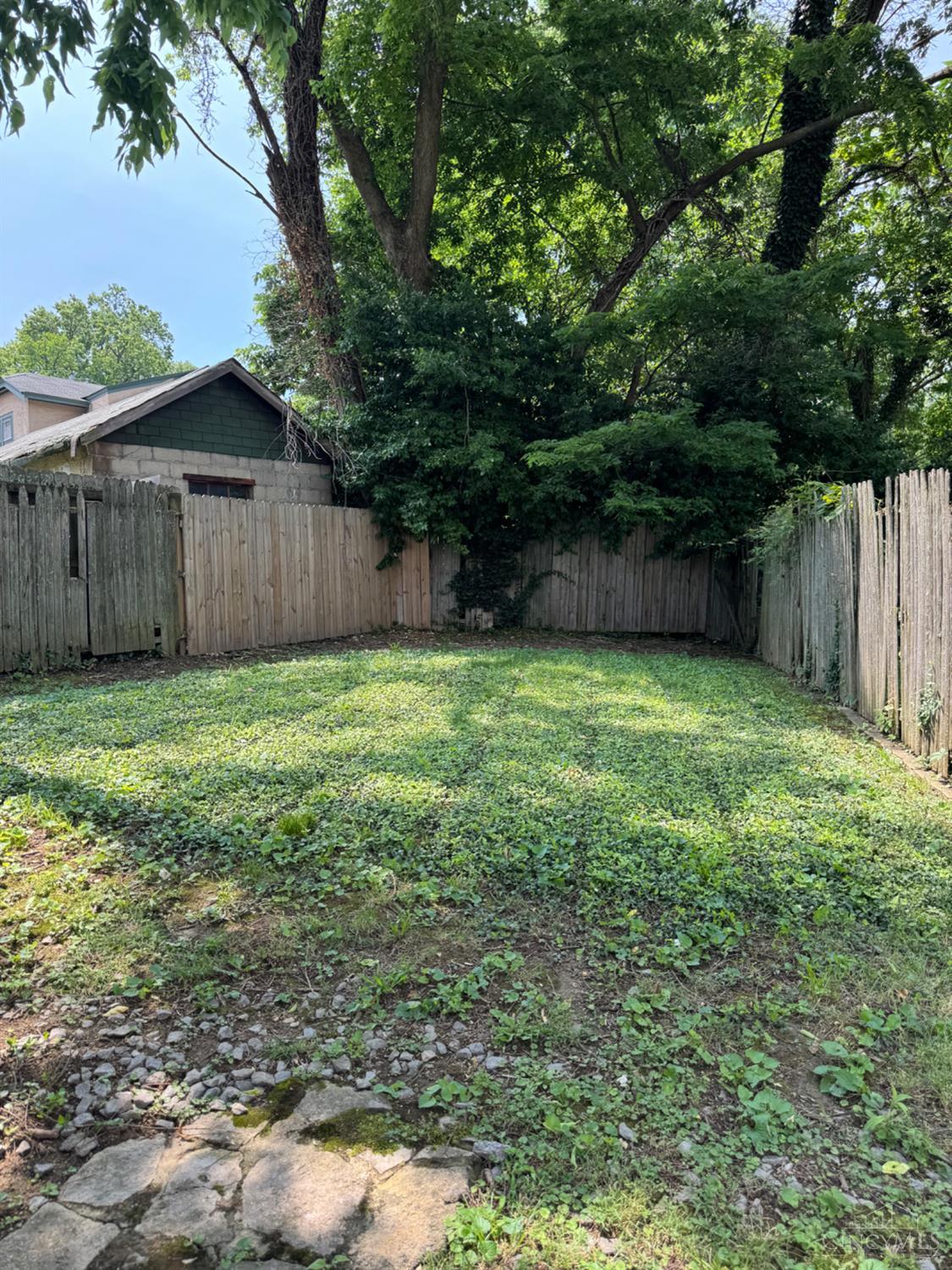 5419 Roseland Mound