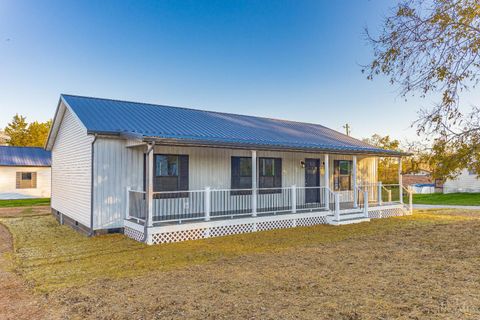 Photo of 216 S Market Street, West Union, OH 45693 (MLS # 1863101)