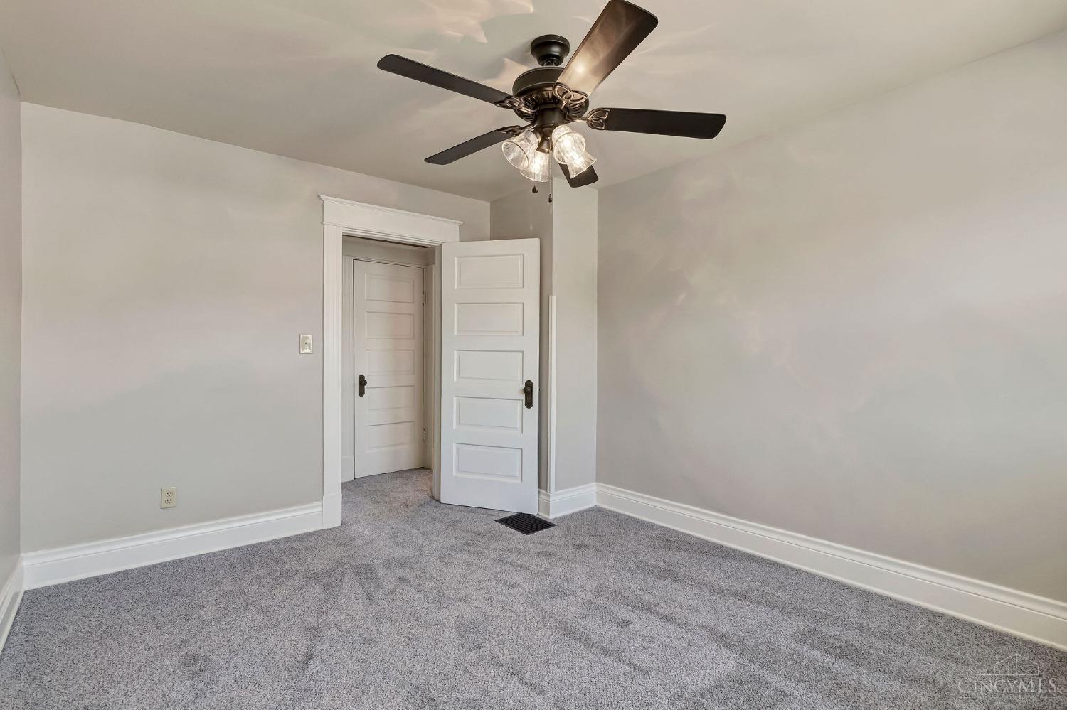 5307 Globe Avenue, Norwood, Ohio image 27