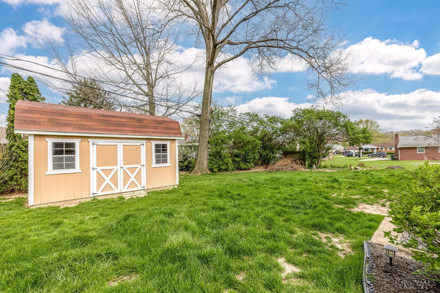 22 Hermay Drive, Hamilton, Ohio image 35
