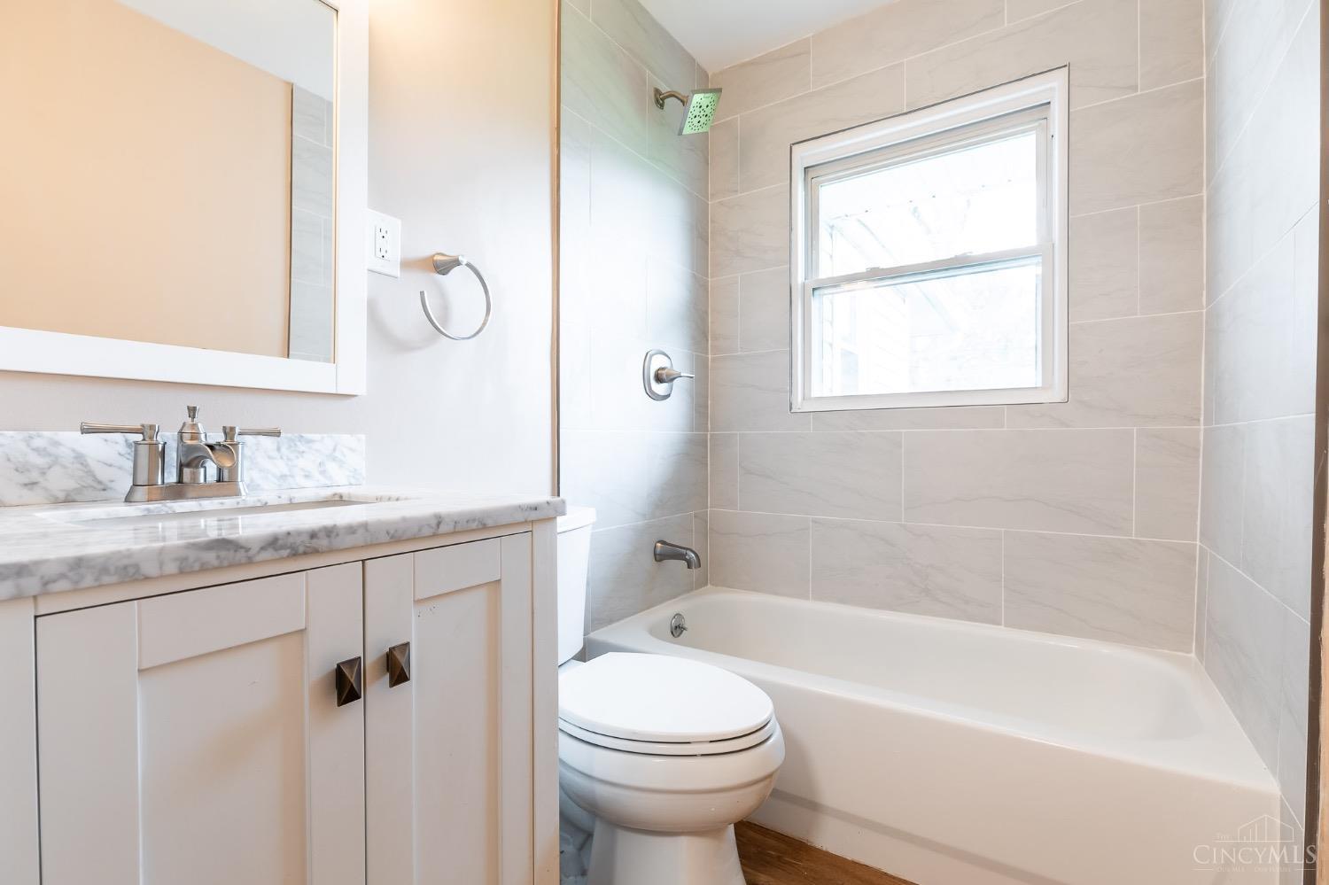 22 Hermay Drive, Hamilton, Ohio image 17