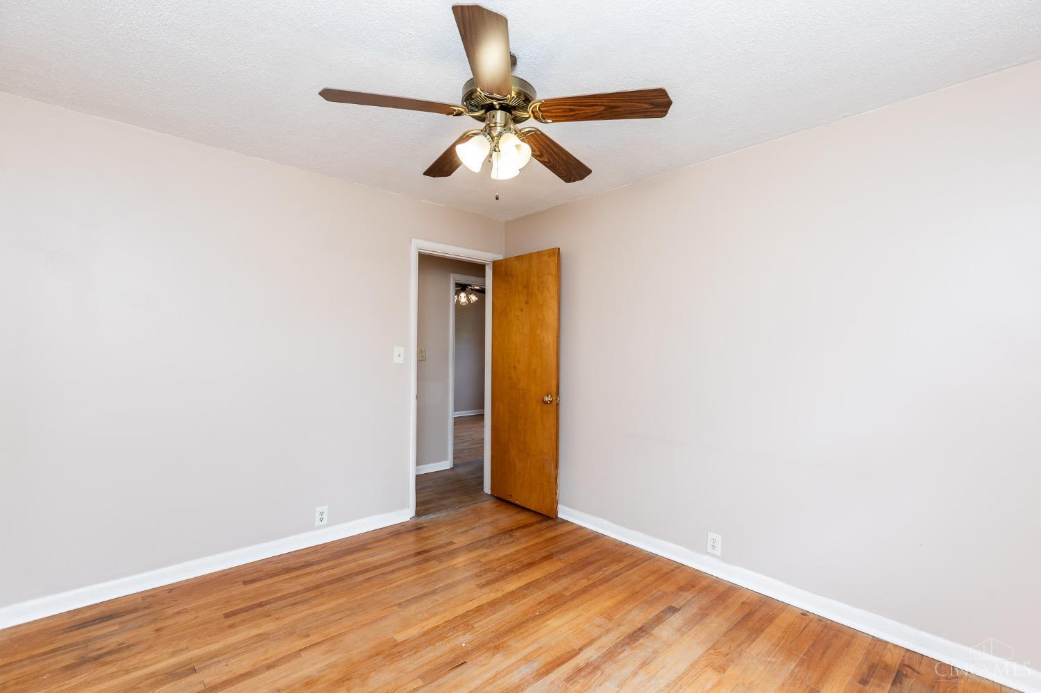 22 Hermay Drive, Hamilton, Ohio image 24