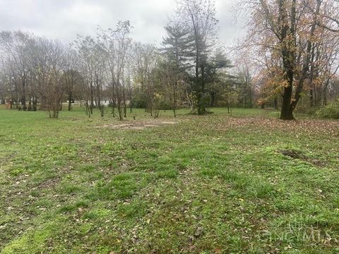 2012 Oneka Avenue Middletown OH 45044