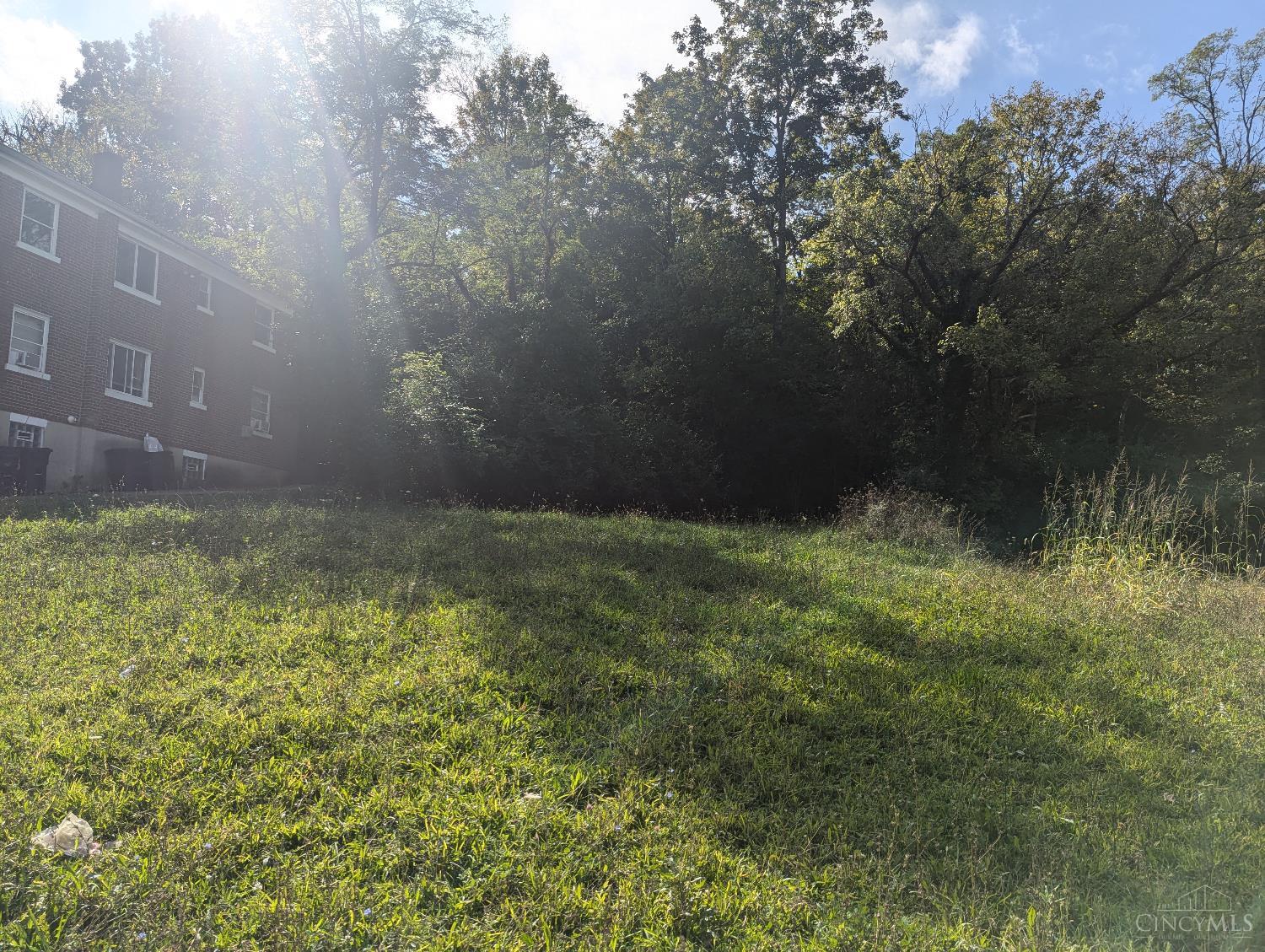 3069 Bracken Woods Lane