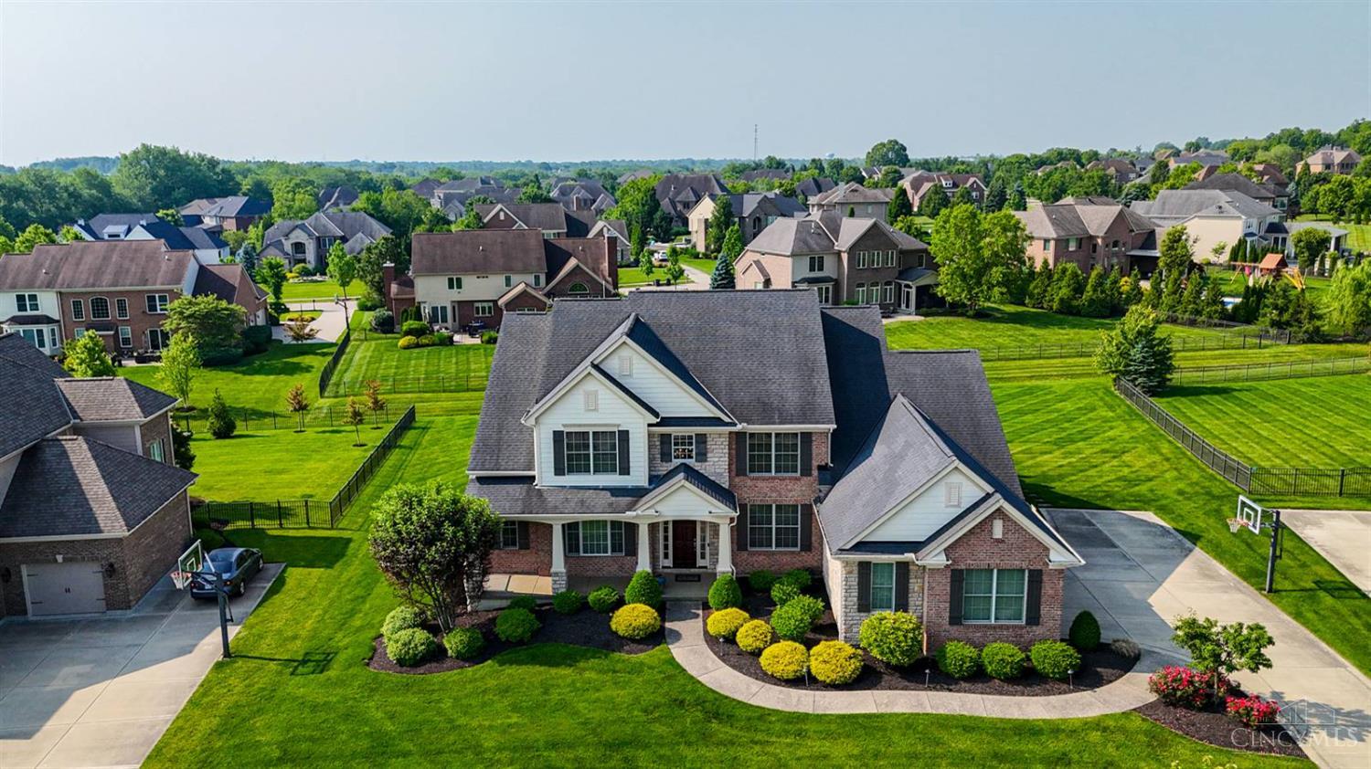 4709 Country Downs Drive, Mason, Ohio image 3