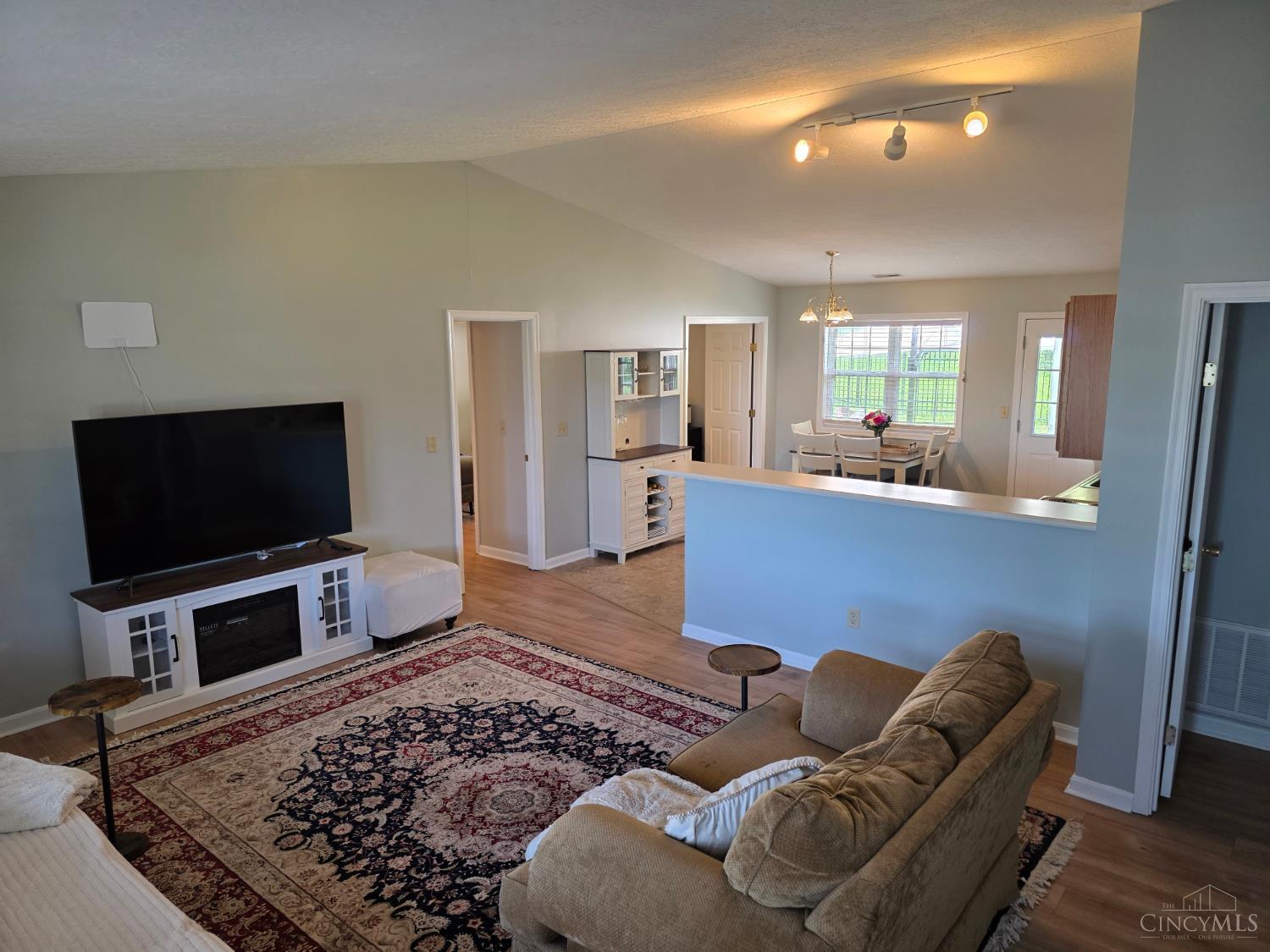 47 Indian Cove Circle