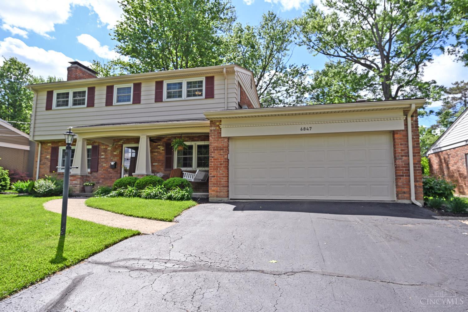 6847 Meadowdale Circle
