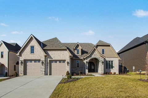 Photo of 6956 Shadow Ridge Road, Anderson Township, OH 45230 (MLS # 1895154)