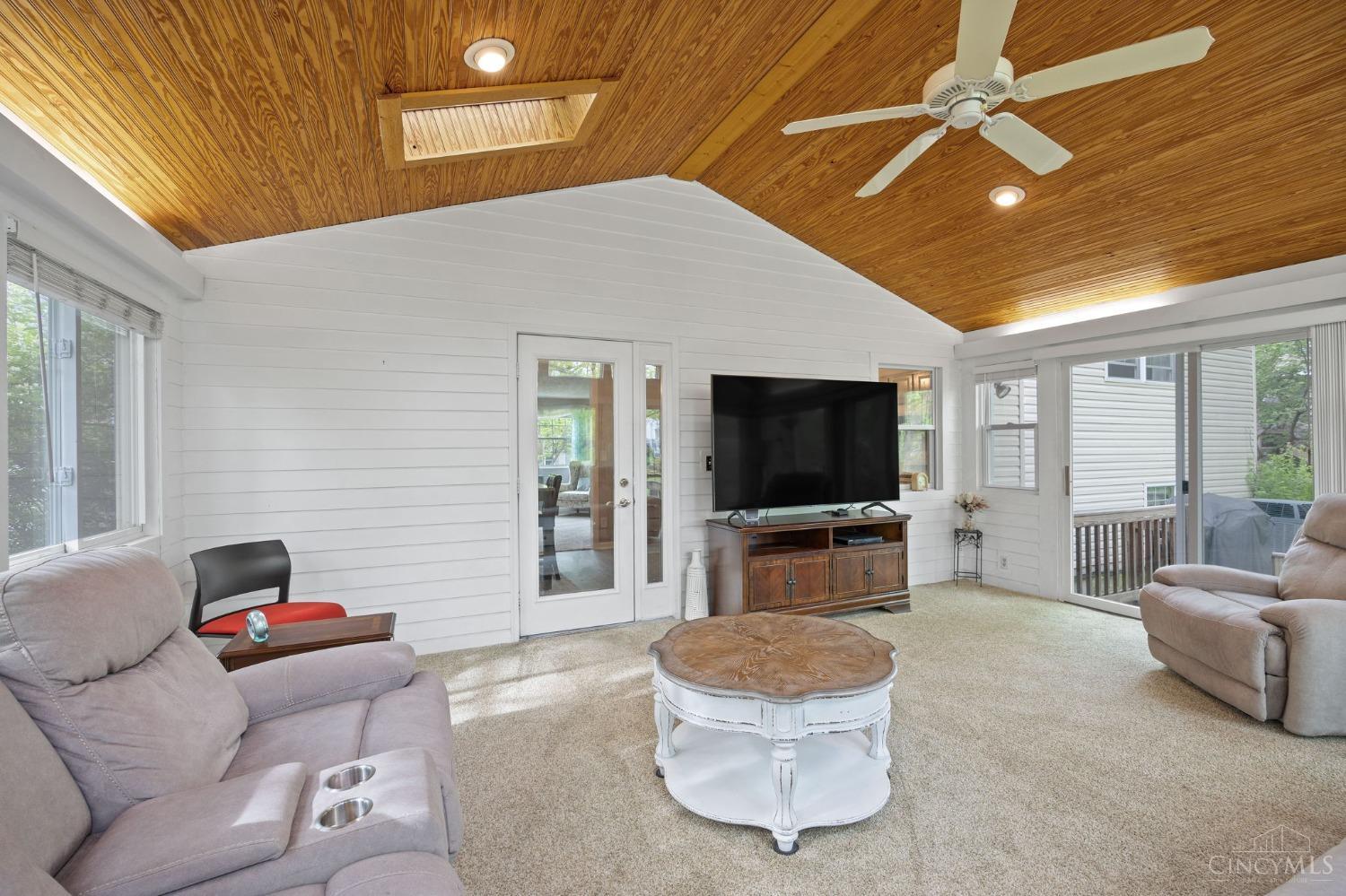 3714 Wood Trail Drive, Mason, Ohio image 11