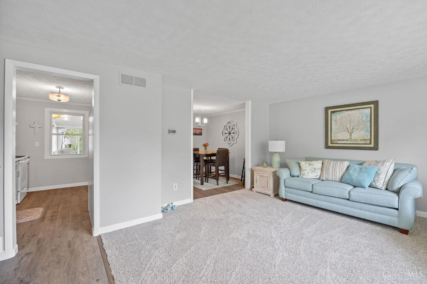 3714 Wood Trail Drive, Mason, Ohio image 3