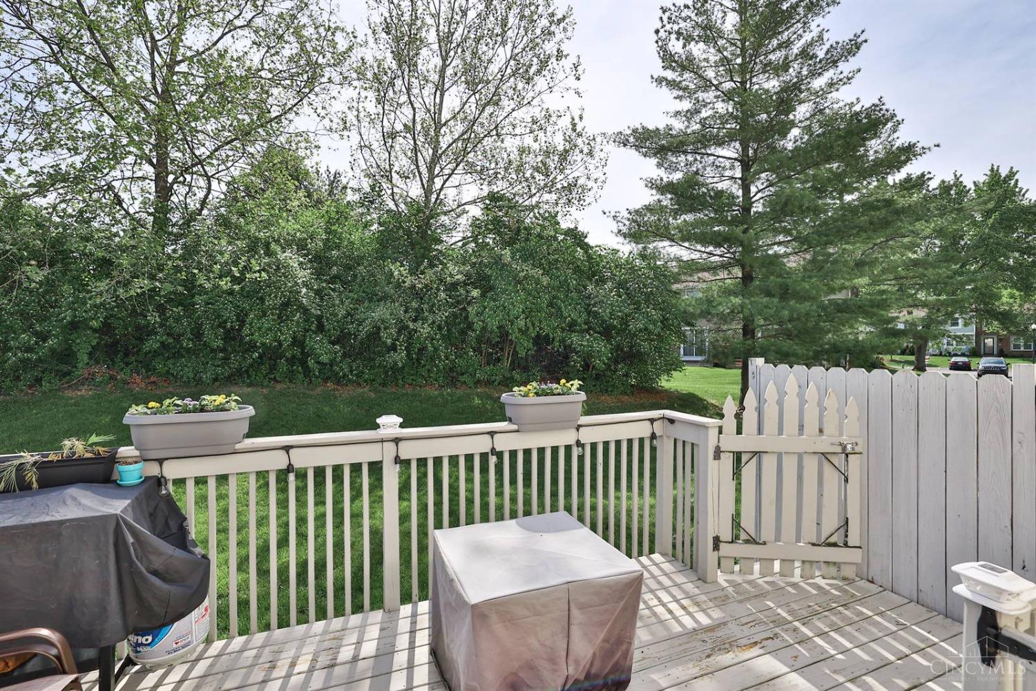 8033 Mill Creek Circle, West Chester, Ohio image 27