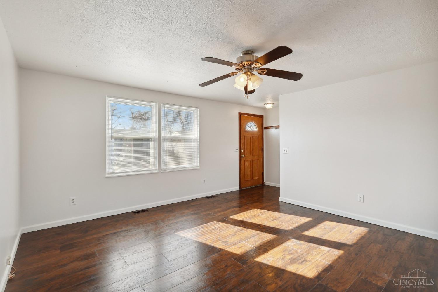 10921 Penarth Drive, Colerain Twp, Ohio image 6