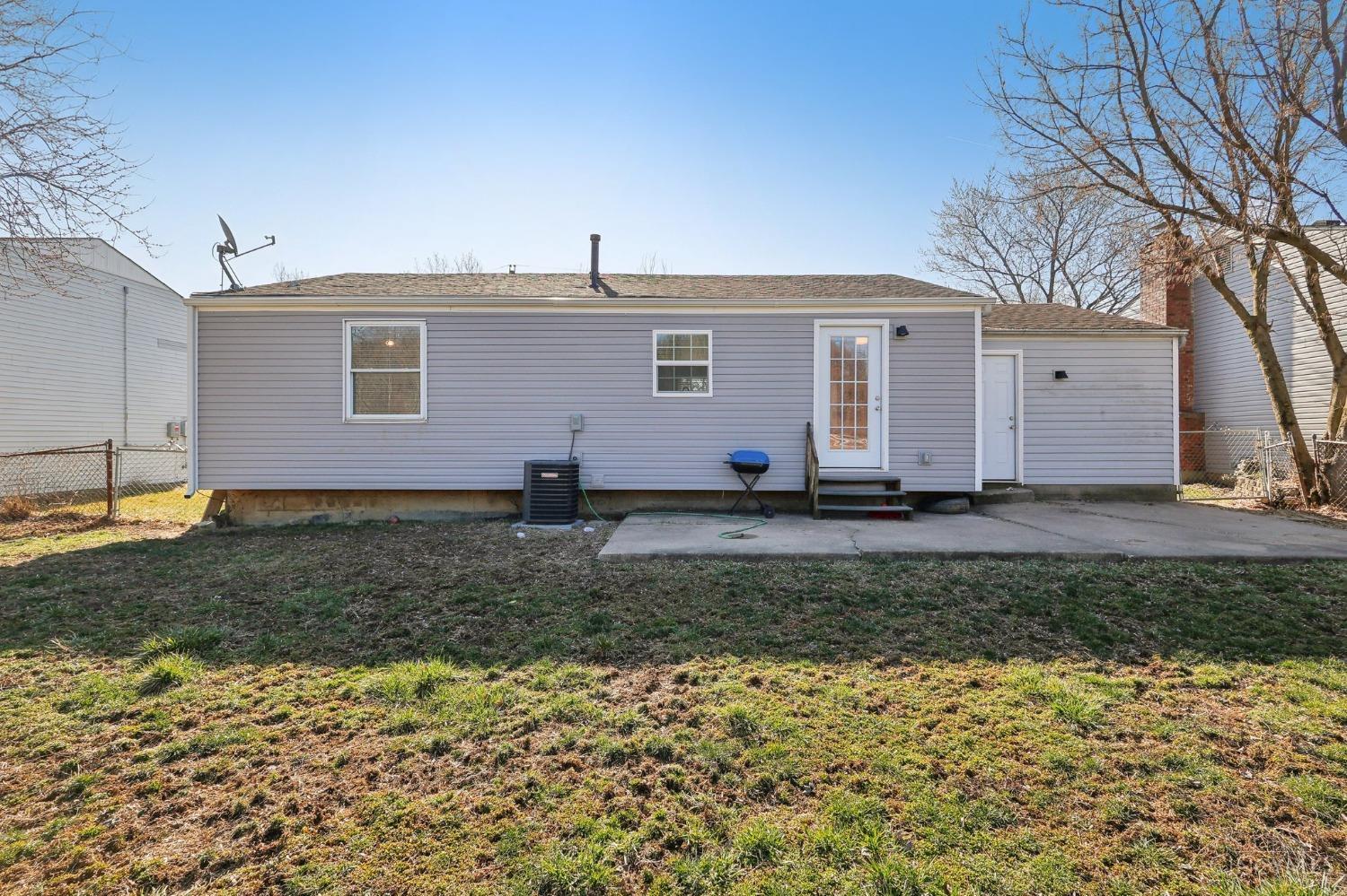 10921 Penarth Drive, Colerain Twp, Ohio image 29