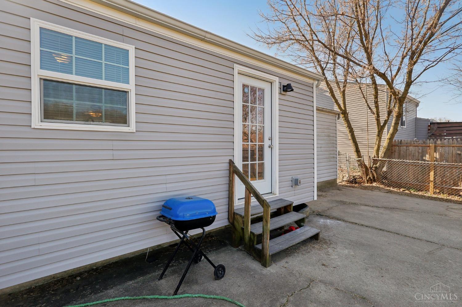 10921 Penarth Drive, Colerain Twp, Ohio image 26