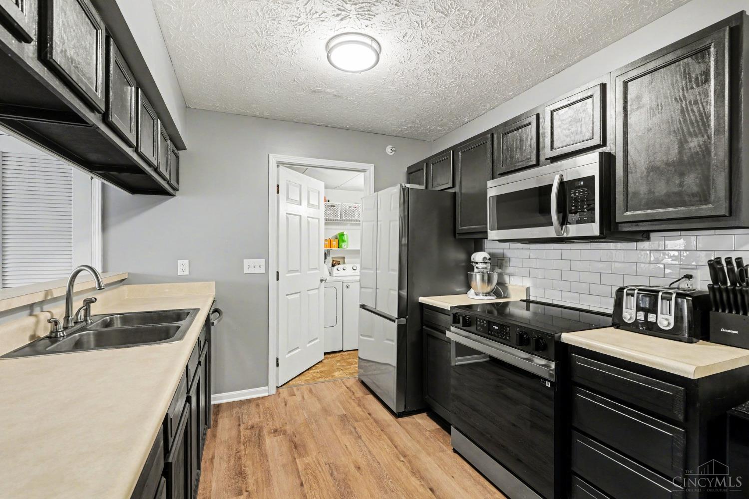 3318 Emerald Lakes Drive 1A