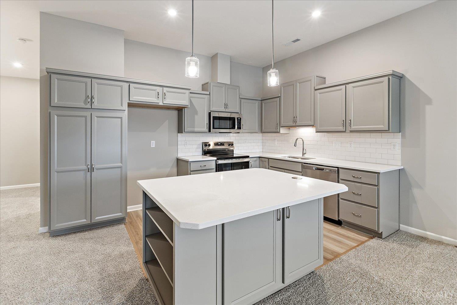 531 Tradition Ridge 81303