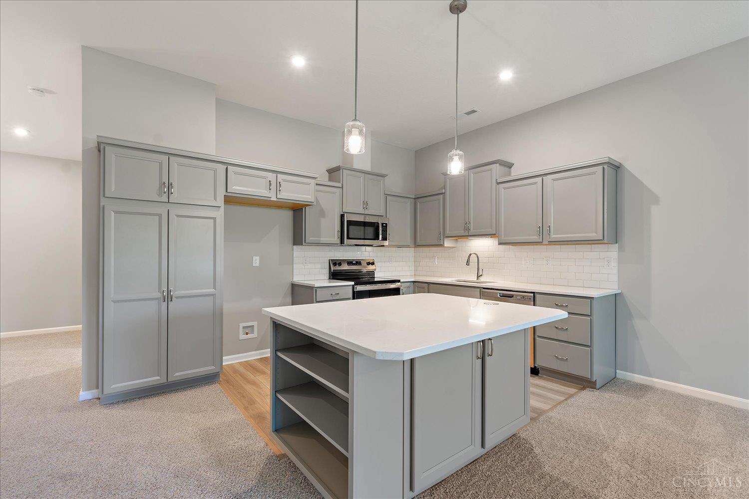 531 Tradition Ridge 81303