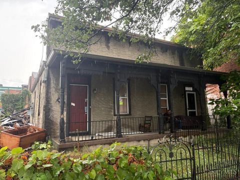 Photo of 422 Dayton Street, Cincinnati, OH 45214 (MLS # 1856121)