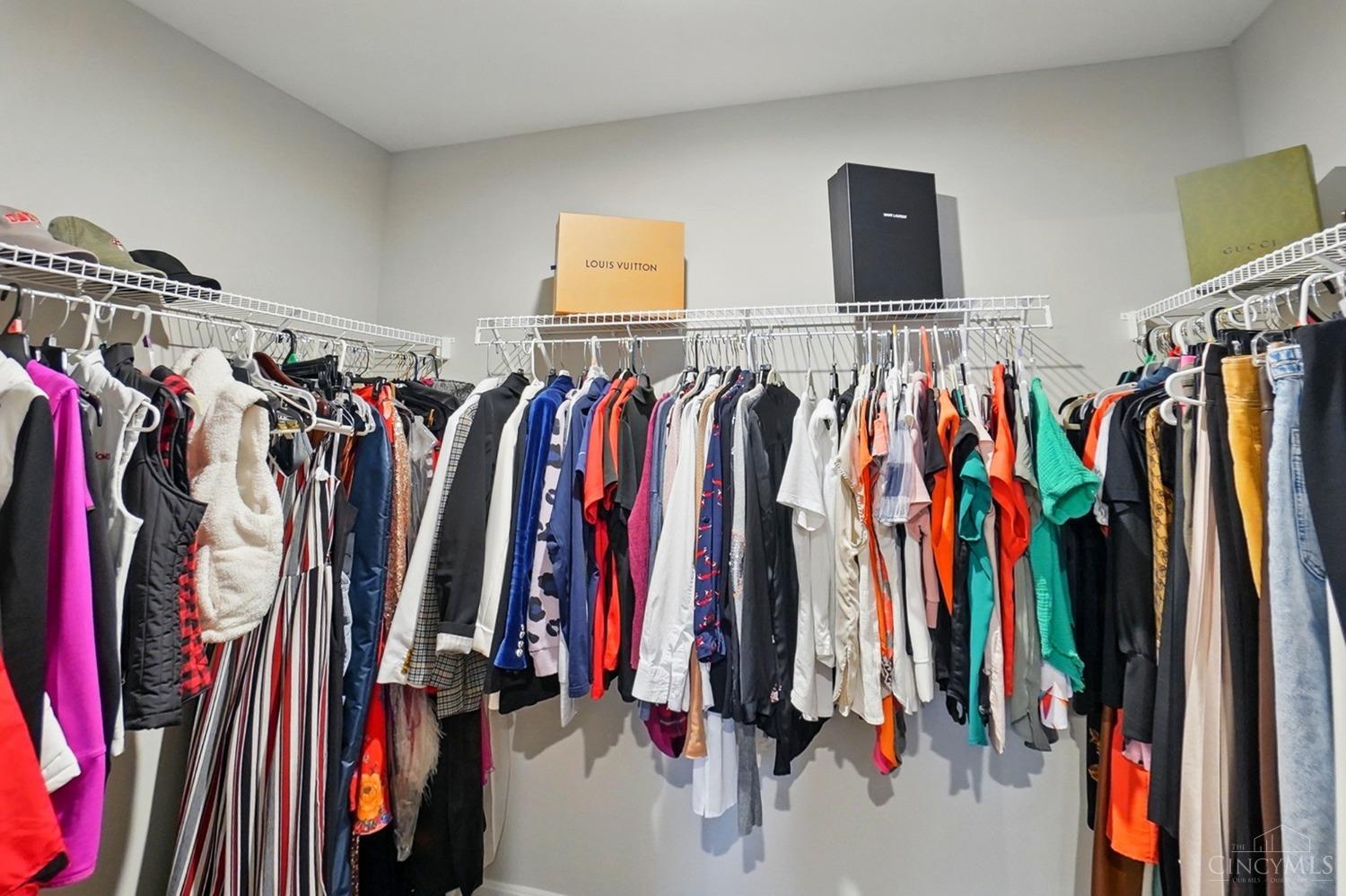 Franklin Twp, Ohio 45005, United States, 4 Bedrooms Bedrooms, ,4 BathroomsBathrooms,Residential,Pending,110753