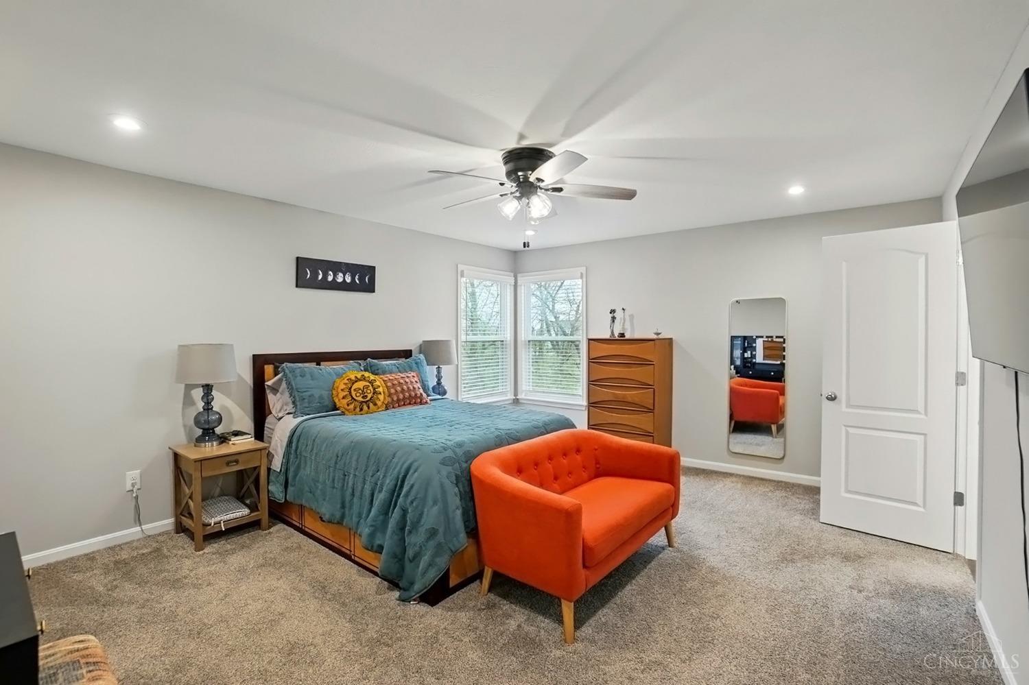 Franklin Twp, Ohio 45005, United States, 4 Bedrooms Bedrooms, ,4 BathroomsBathrooms,Residential,Pending,110753