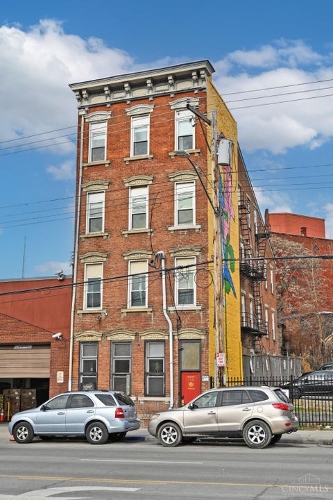 Multifamily For Sale - 118 E Liberty Street<br/> Cincinnati, OH 45202