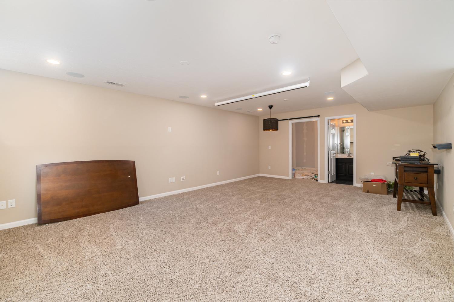 27 Kameron Drive, Monroe, Ohio image 21