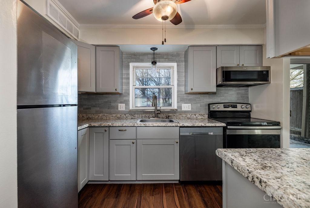 16 Woodsview Lane #16, Sharonville, Ohio image 10