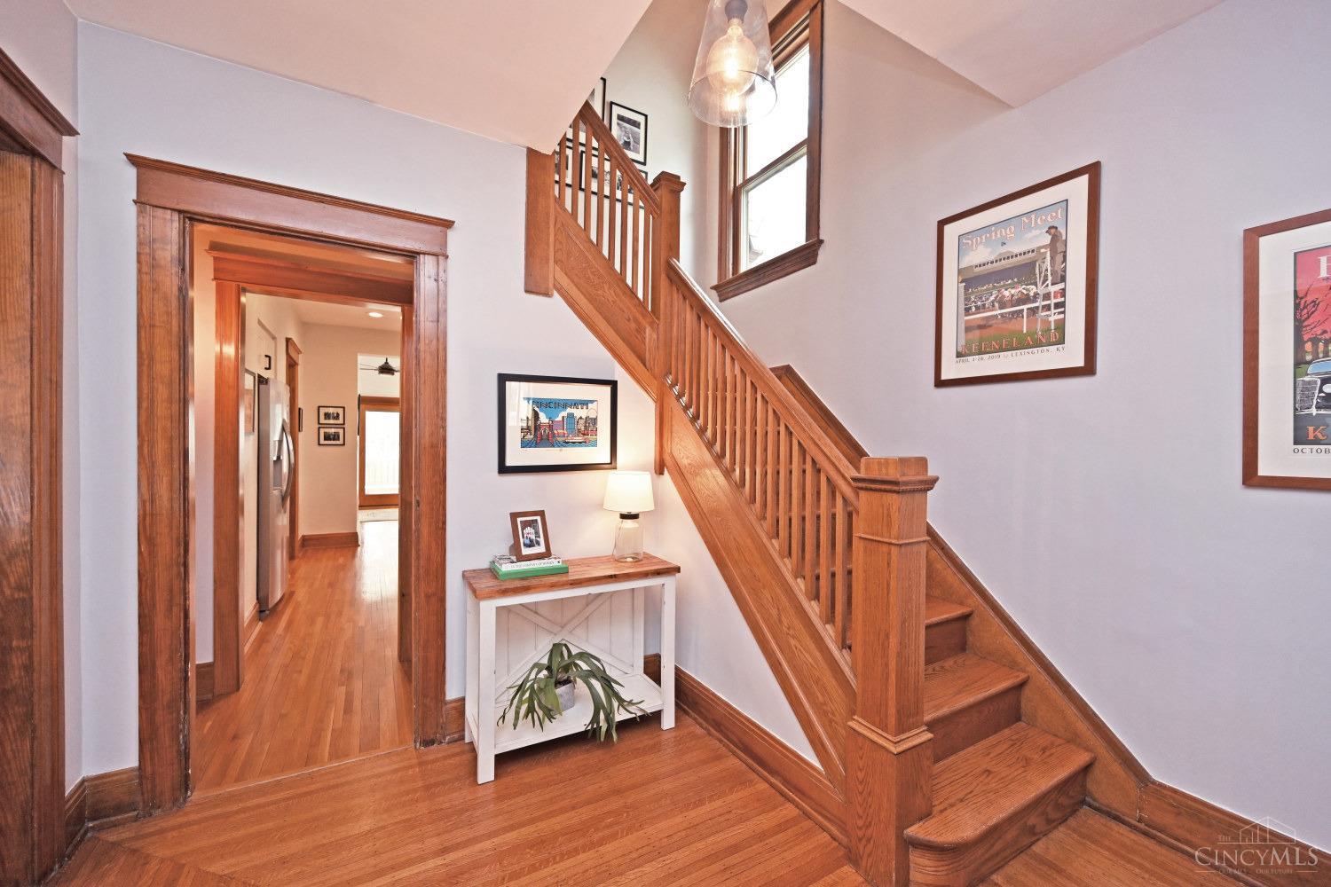 3573 St Charles Place, Cincinnati, Ohio image 5