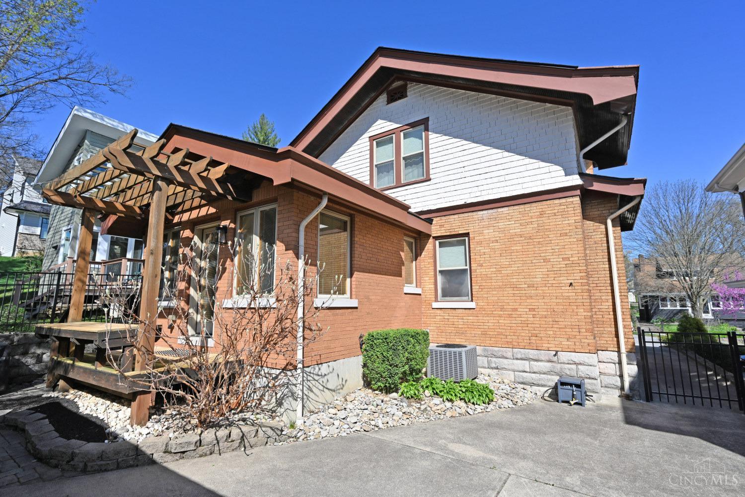 3573 St Charles Place, Cincinnati, Ohio image 30