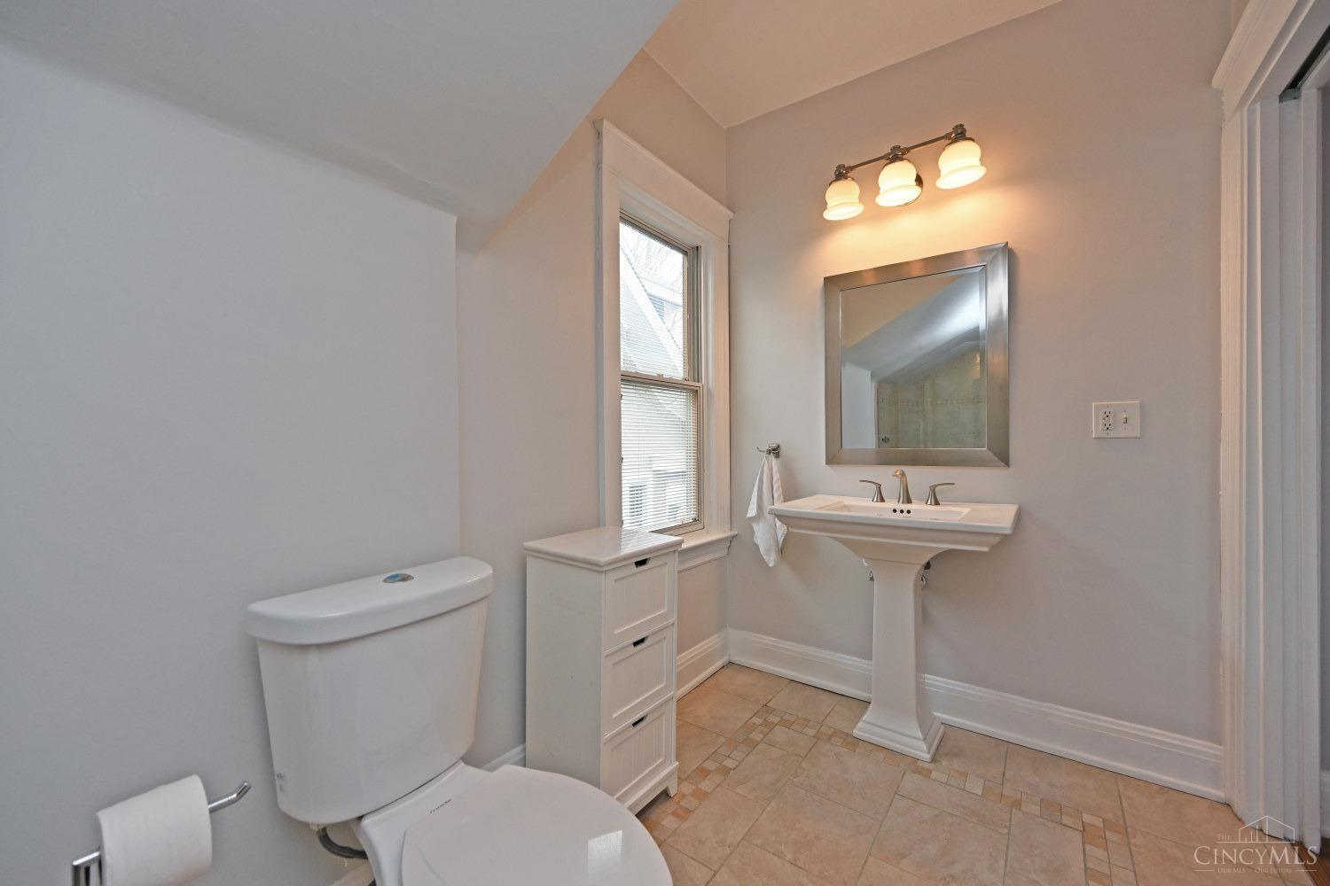3573 St Charles Place, Cincinnati, Ohio image 23