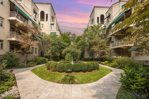 Photo of 2374 Madison Road #E2F, Cincinnati, OH 45208 (MLS # 1863665)