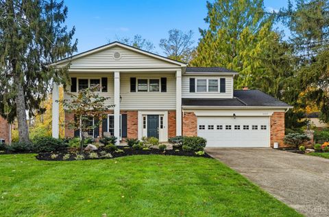 Photo of 8363 Shadowpoint Court, Montgomery, OH 45242 (MLS # 1868253)