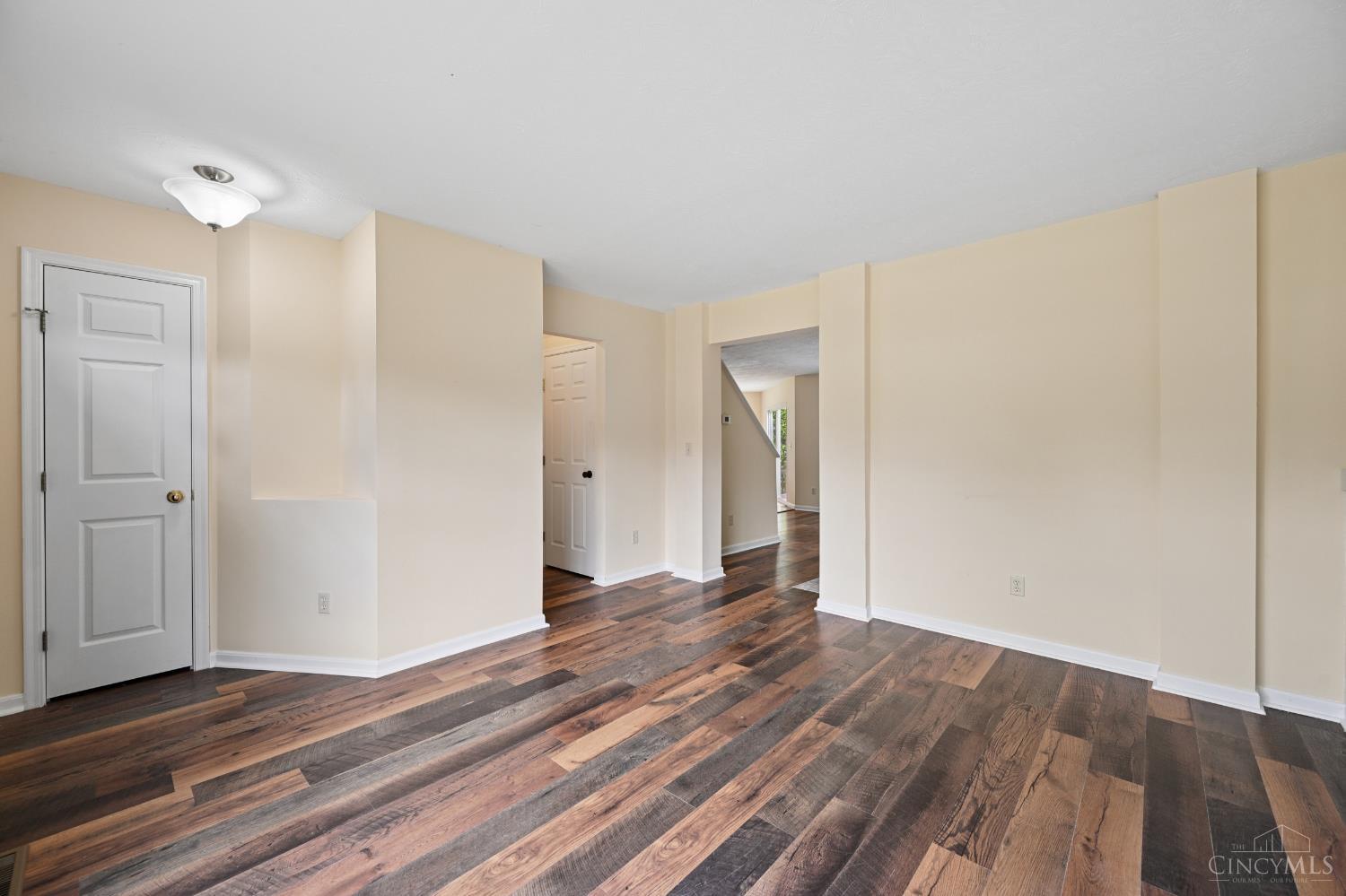 3 Meadowlane Drive