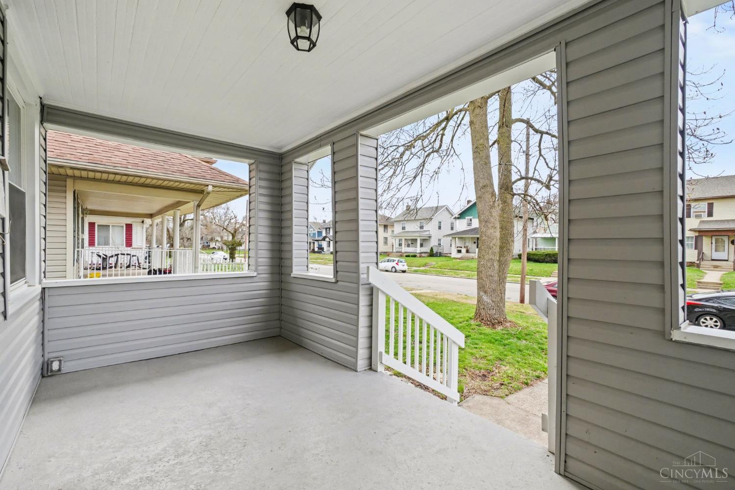 707 Fifteenth Avenue