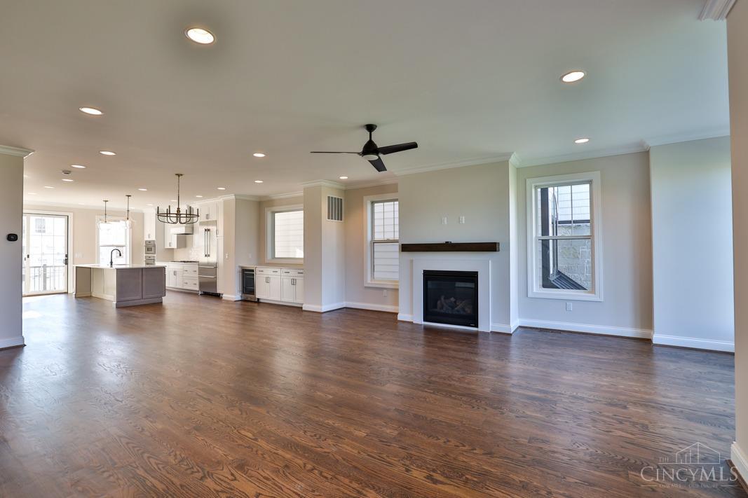 5044 Arabella Circle, Blue Ash, Ohio image 11