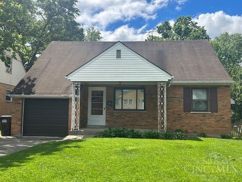Photo of 2721 Byrneside Drive, Colerain Township, OH 45239 (MLS # 1879543)