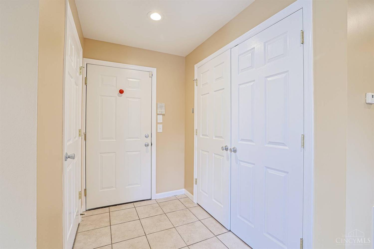 203 E University Avenue 2A