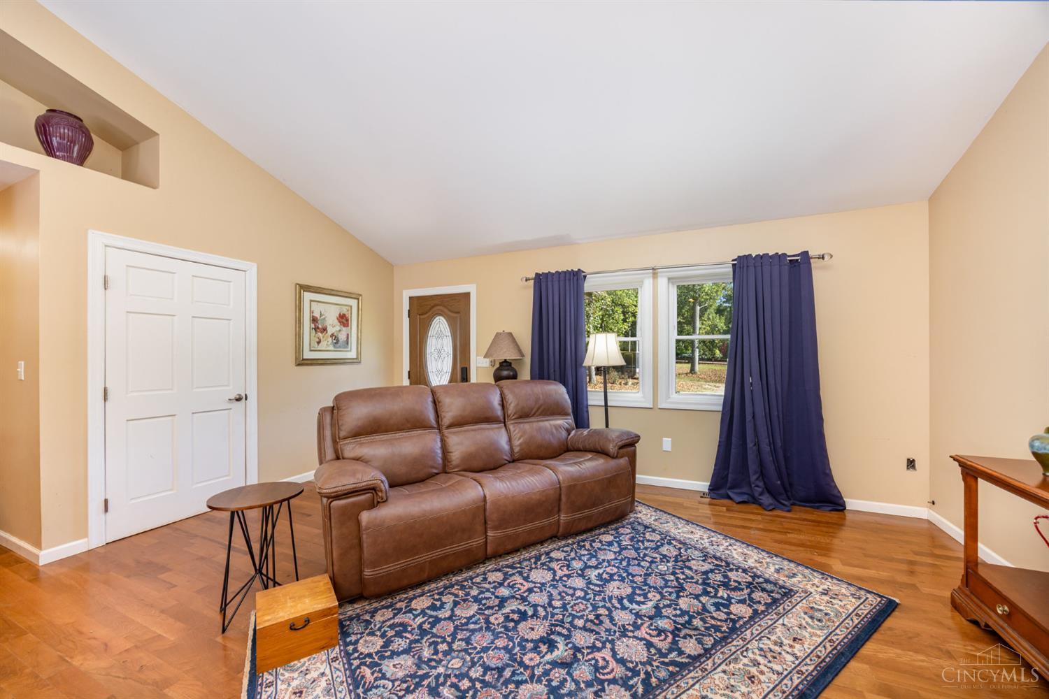 461 Paulette Lane
