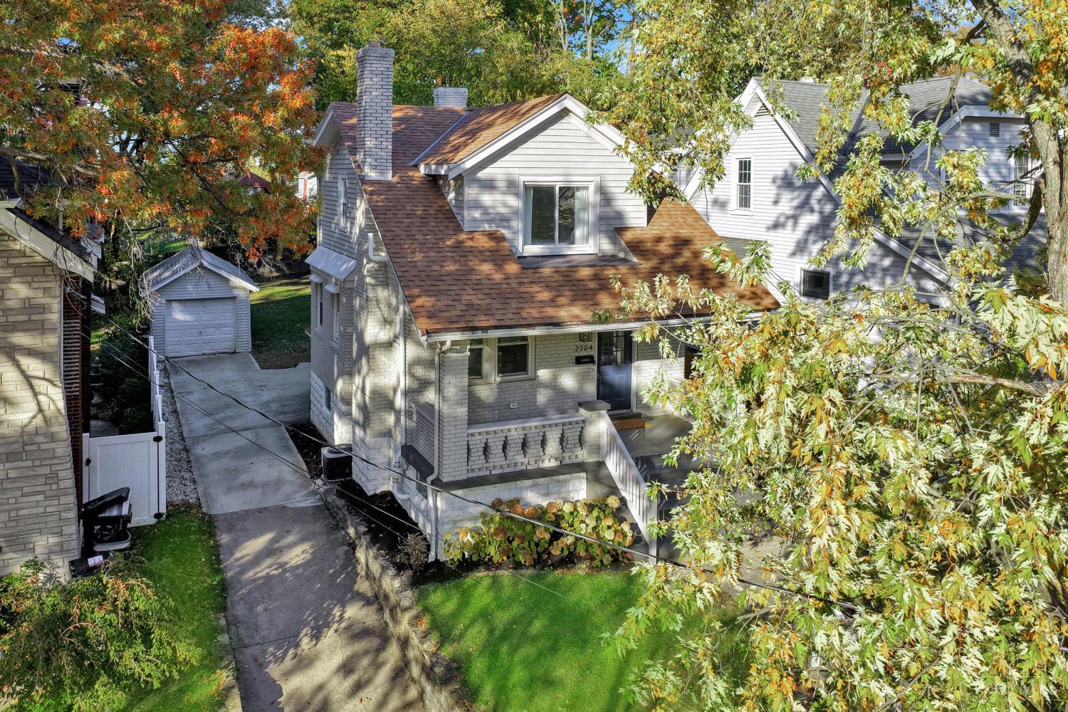 2204 Cathedral Avenue