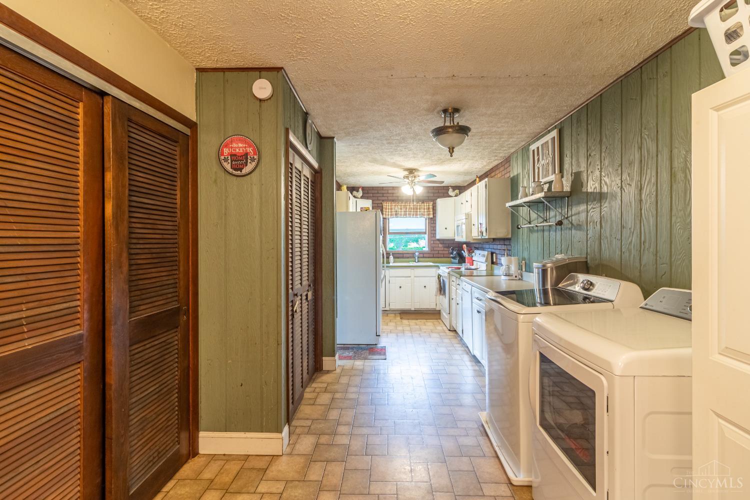813 Jack Roush Way, West Union, Ohio image 11