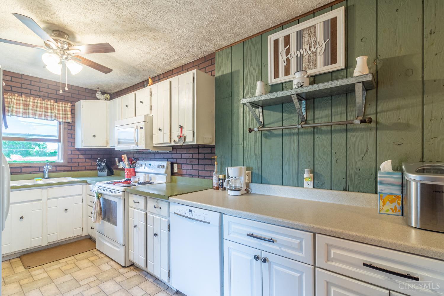 813 Jack Roush Way, West Union, Ohio image 12