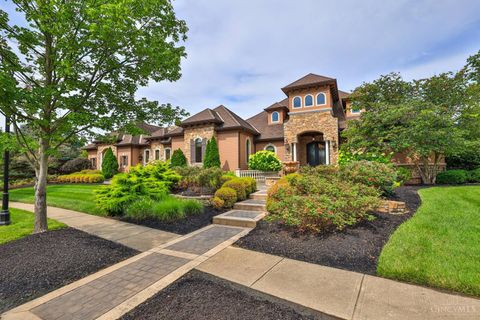 Homes For Sale - 25 Vintage Walk<br/> Montgomery, OH 45249