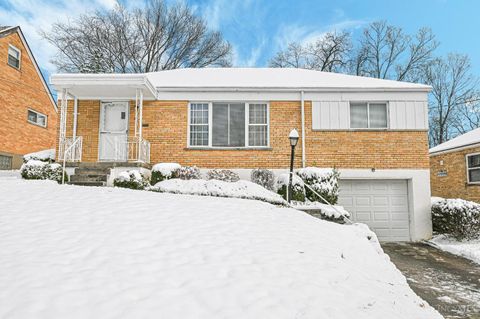 Photo of 522 Rentz Place, Delhi Township, OH 45238 (MLS # 1863259)