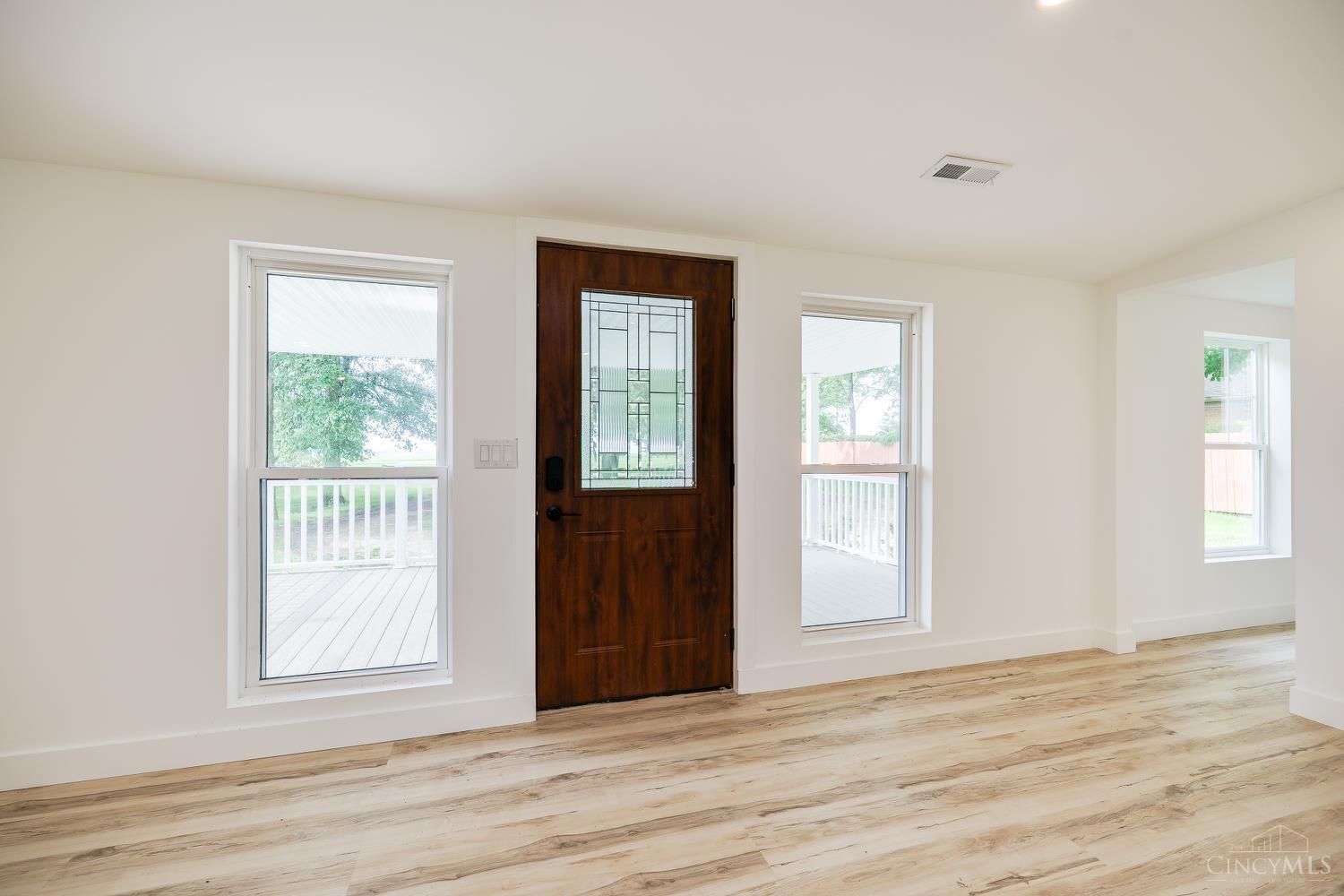 12333 Temple Road, Clayton, Ohio image 6