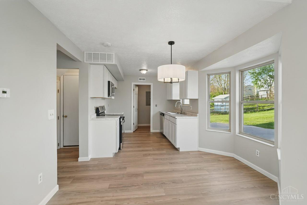 9415 Deer Walk Court, West Chester, Ohio image 10