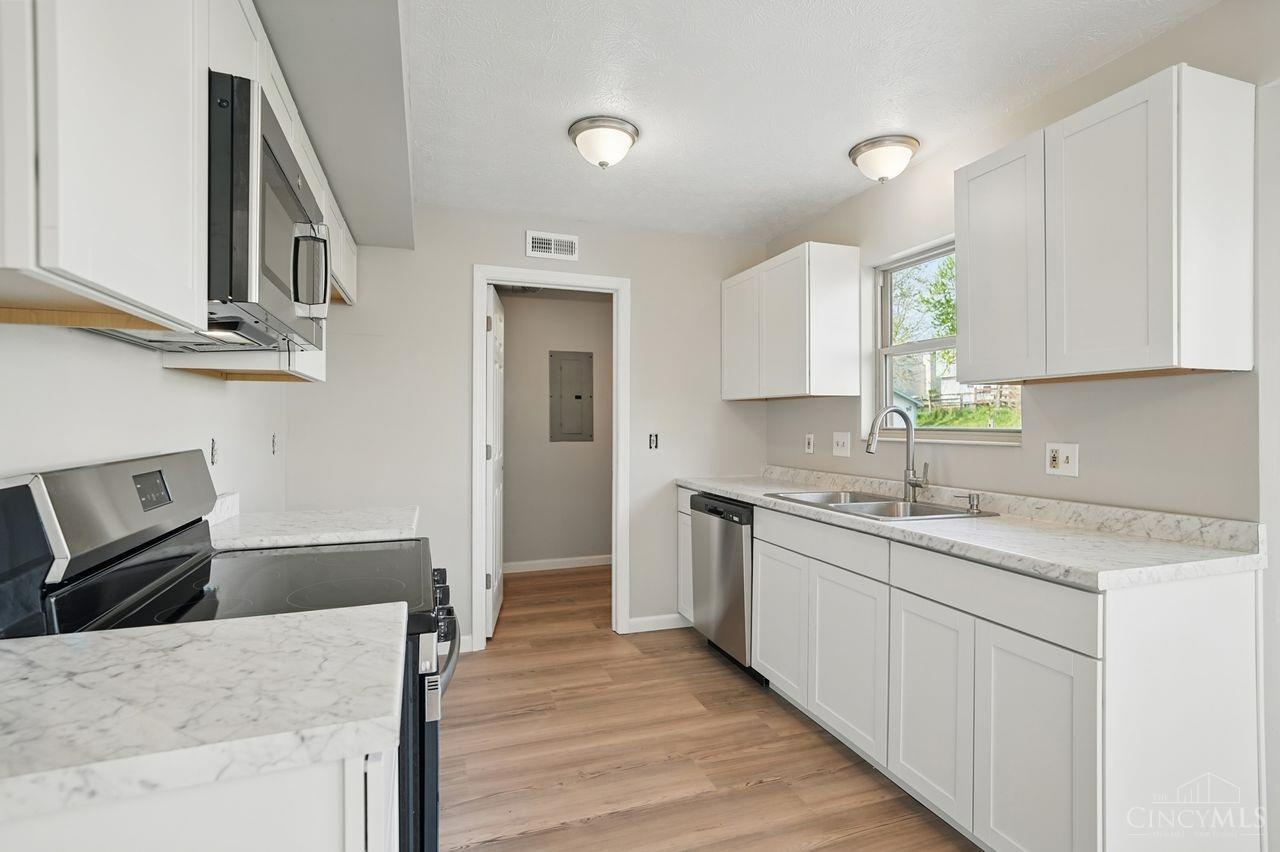 9415 Deer Walk Court, West Chester, Ohio image 14