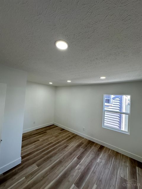 Photo of 1935 Howell Avenue, Hamilton, OH 45011 (MLS # 1863507)