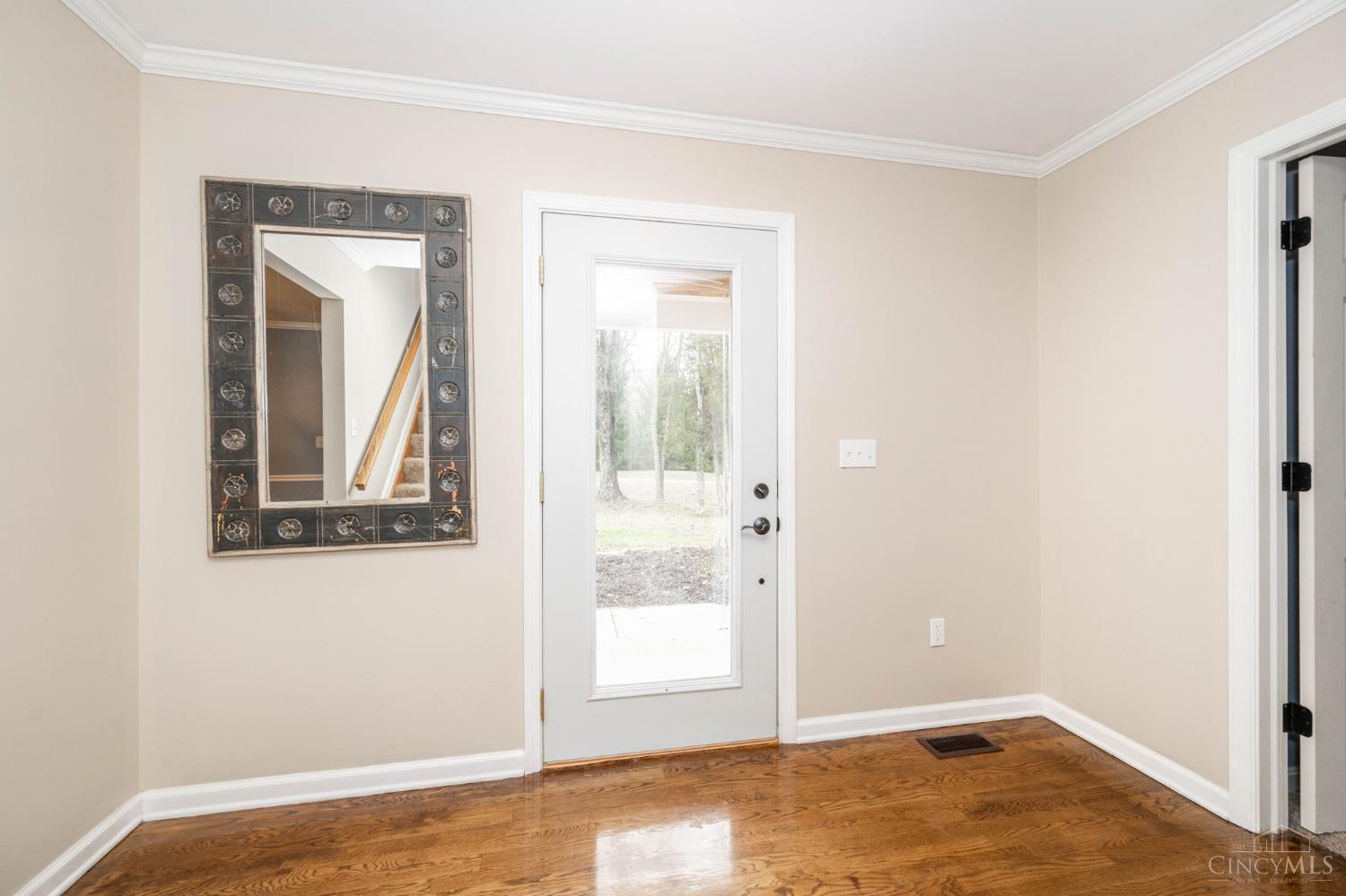 1700 White Birch Lane