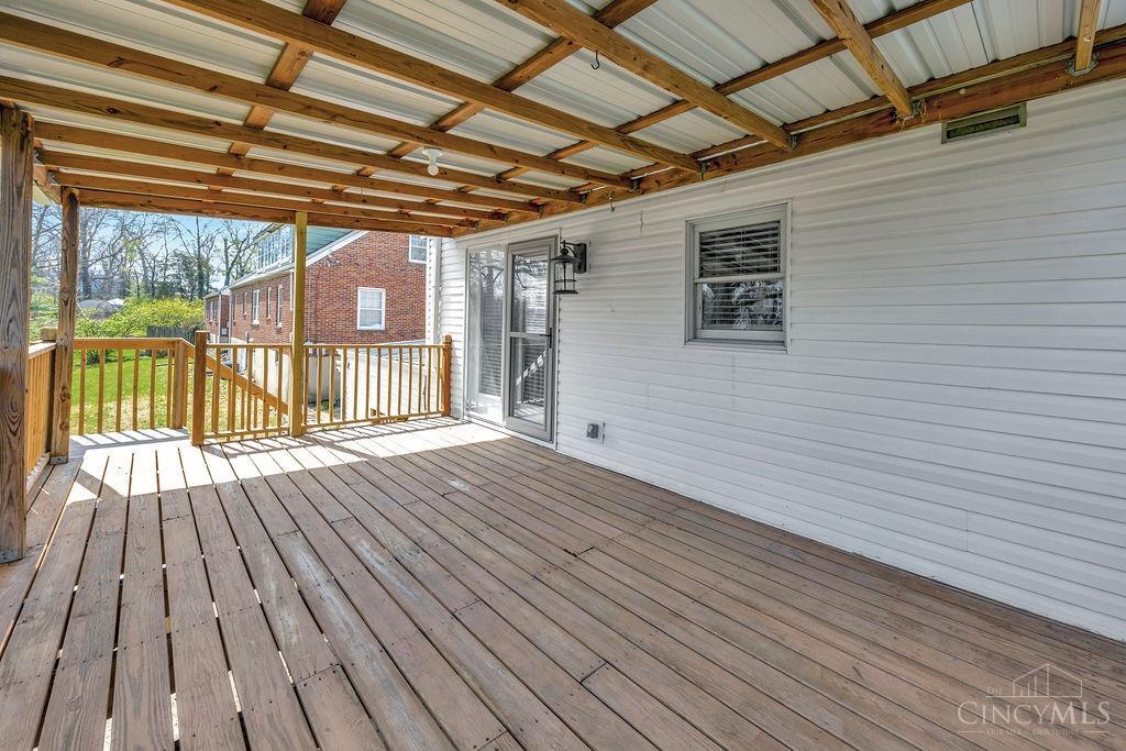 914 E Sunview Drive, Hamilton, Ohio image 28
