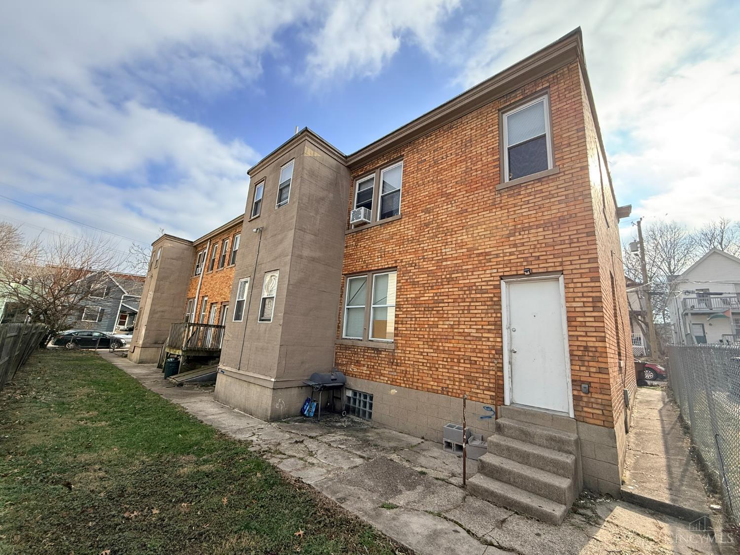 1762 Cleveland Avenue